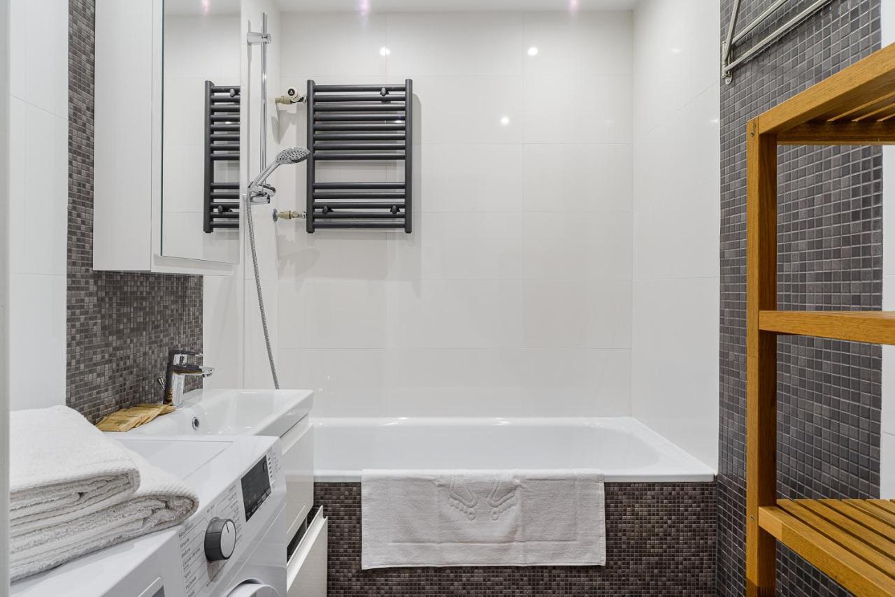 P&O Apartments Hawajska Warsaw Ngoại thất bức ảnh