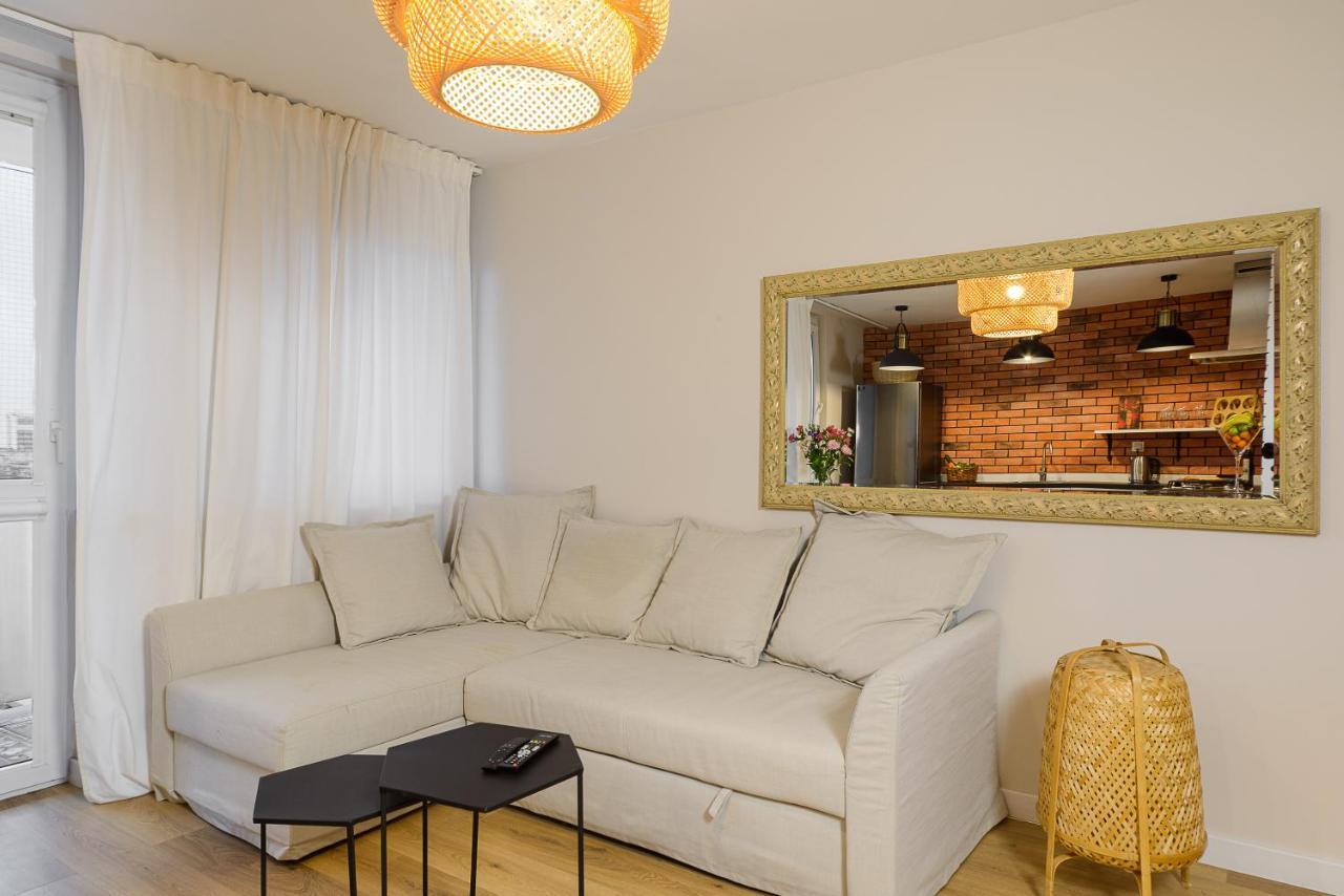 P&O Apartments Hawajska Warsaw Ngoại thất bức ảnh